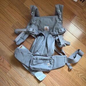 Ergo Baby Omni 360 carrier